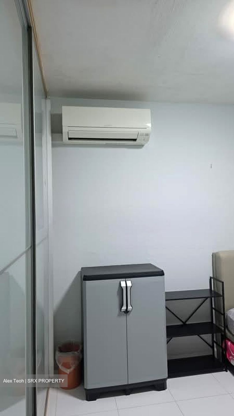 Blk 215 Bukit Batok Street 21 (Bukit Batok), HDB 3 Rooms #573935091